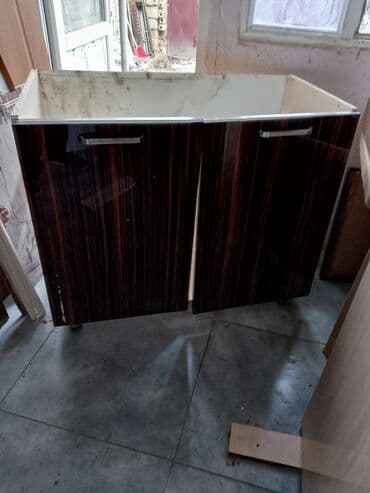 Mətbəx üçün alt dolab - Material: laminat/MDFlam korpus, parlak tünd