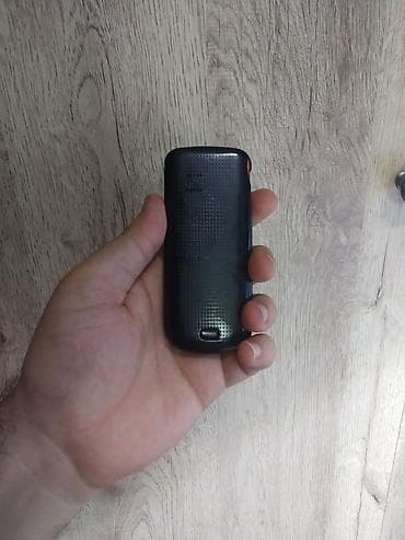 nokia e90 communicator: Nokia 1, < 2 GB Memory Capacity, rəng - Qara, Düyməli — 2