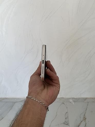 mi 9 te: Redmi 15 karopqası adabdırı hər şeyi var təzədi heç bir problemi yoxdu — 4