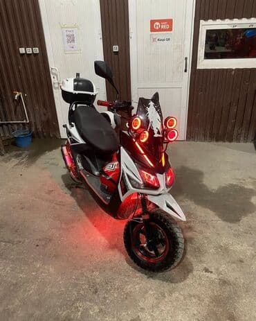 купить мопед бу: 200 см3 — 2