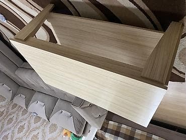 divar polkalari: İşlənmiş, Dekorativ rəf, Düz, Azərbaycan — 2