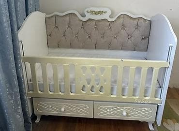 Oğlan və qız üçün, Beşik