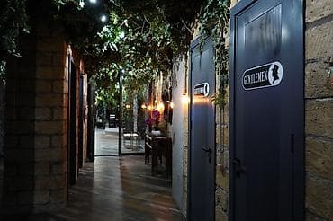 Nabranda Ayləvi istirahət mərkəzi satllr. Kupça clxarls var. Ofis — 2