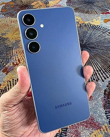 Samsung Galaxy S25 FE, 256 ГБ, цвет - Голубой, Кнопочный, Сенсорный, Отпечаток пальца — 1
