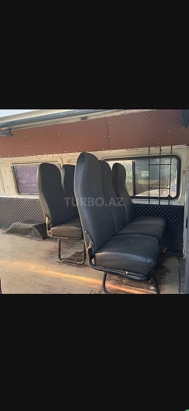 aluminum radiator: Ford Transit: 2.5 l | 1996 il 523 km Mikroavtobus — 10