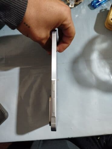 samsung galaxy s8 ekran: Məhsul: moto Təsvir: - Böyük tam ekranlı ön panel, nazik çərçivələr - — 4