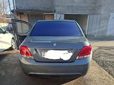 bmw diskler: Iran Khodro Dena, boz rəngli sedan Xüsusiyyətlər: - Geniş və rahat — 2