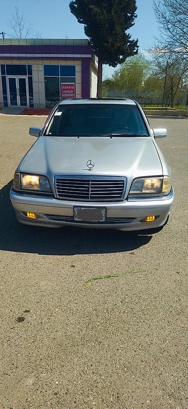 disk teker per page 40: Mercedes-Benz C 230: 2.3 l | 1996 il Sedan — 1