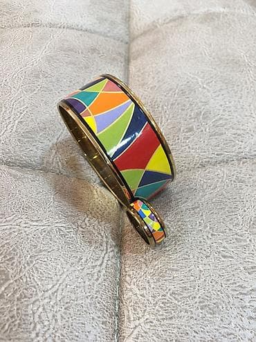 tek das uzukler: Rəngarəng bəzəkli qolbaq və üzük seti - Tərkib: metal əsas, parlaq — 3