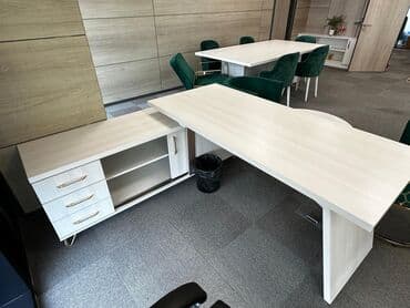 ofis dolab: Ofis mebel dəsti Tərkib: - İş masası: L‑şəkilli, geniş iş səthi. Yan — 2