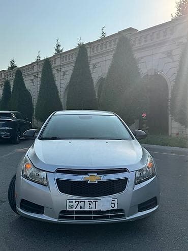 cruze diffuser: Chevrolet Cruze sedan – gümüşü rəngdə, şəhər və tras üçün praktik və — 10