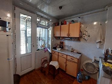 1 otaql: Bakı, 3 otaqlı, Köhnə tikili, 60 kv. m — 10