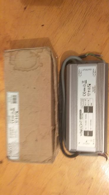 pul kisəsi: Qəpik ler 500m,,avtomobil üçün hamısını biryerdə 20m. wefrolrt üçün — 5