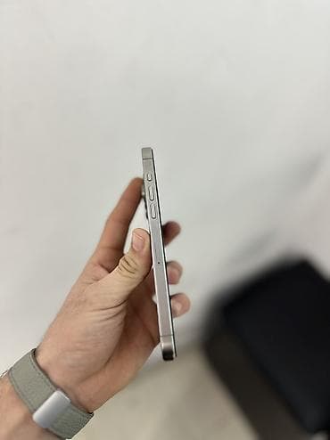 Audio: IPhone 15 Pro Max, 256 GB, Natural Titanium, Zəmanət, Simsiz şarj, Face ID — 2