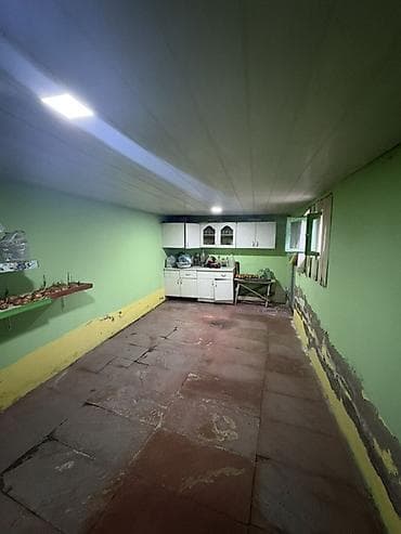 memar ecemi kiraye ev: ARENDAYA VERİLİR Qapalı qaraj/anbar sahəsi Avtomobil saxlamaq — 3