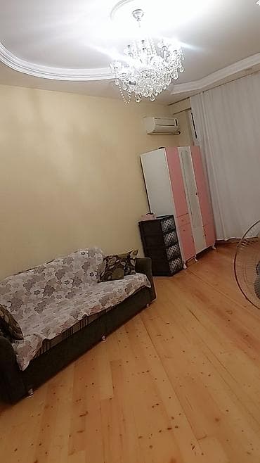 ağdaşda satilan evler: 4 otaqlı mənzil – geniş planlama və işıqlı otaqlar. ancaq xanimlara — 4