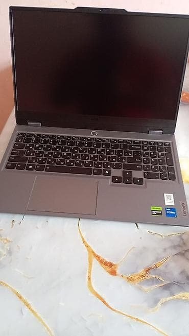pad 7: Lenovo LOQ, 15.6 ", Intel Core i7, 1 TB — 1