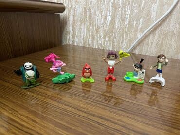 Игрушки киндер каждый 3маната