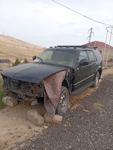 2141 запчасти: Chevrolet Blazer: 4 л | 1998 г. 550505 км Универсал — 9