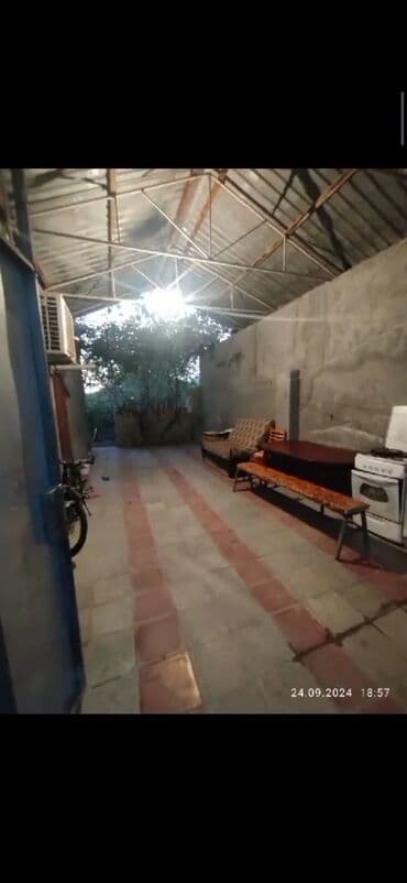 ilkin ödəniş 10000 evlər: 3 sot torpaqda 5 otaqlı həyət evi satılır Əfqan baglarinda. Reyal — 3