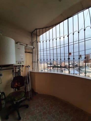 kirayə əcəmi: Memar Əcəmi metro stansiyası yaxınlığında, McDonald's-ın yanında — 29