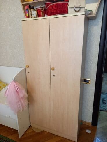 Qarderob, paltar dolabı