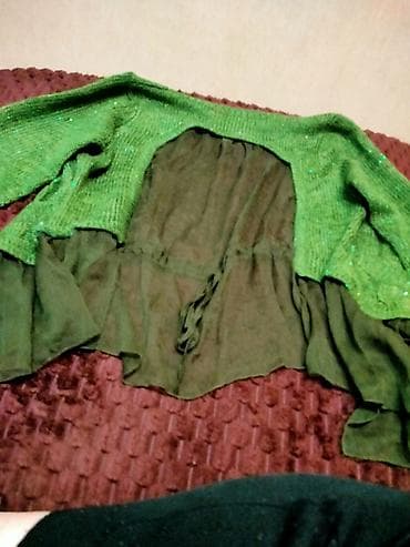 Baş geyimləri: Qadınlar üçün zeytun-yaşıl rəngli kardiqan/paltar üstü,teze qeyinmiyib — 3