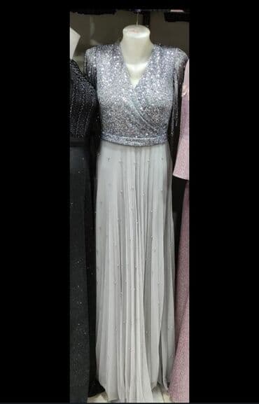 120m ta alinib,40 razmer,Təzədi,geyilmeyib.65m ta satilir