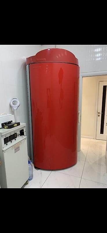 Moyka avadanlığı: Vertikal solyari kabinəsi – qırmızı korpuslu, salon və spa məkanları — 1