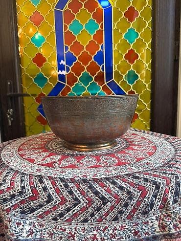 qedim kasa: Misdən hazırlanmış əl işi samovar/qəndil tipli su qabı dəsti isteyen — 4
