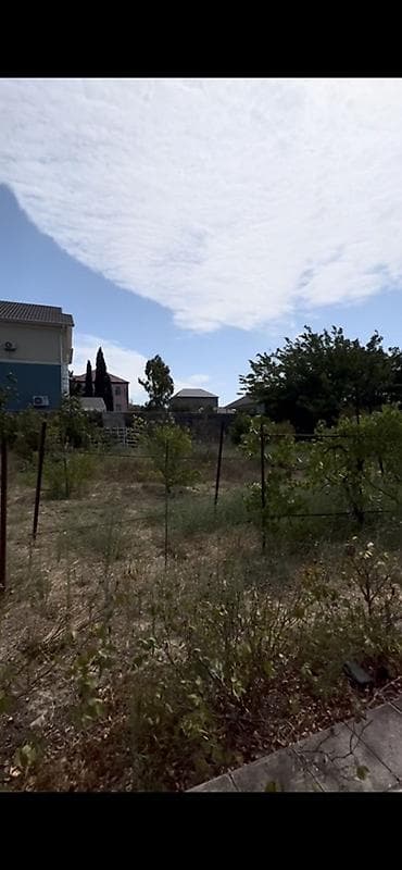 sabuncu ev: Saray 7 otaqlı, 260 kv. m, Orta təmir — 2