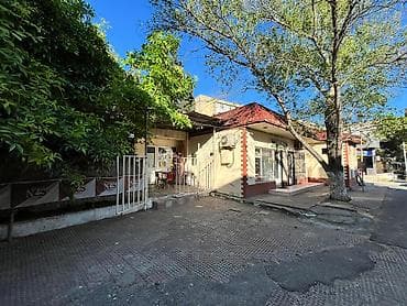 qubada satilan evler: Xətai rayonu, Həzi Aslanov metrosu yaxınlığı, Xətai DYP-nin yanında, 2 — 3