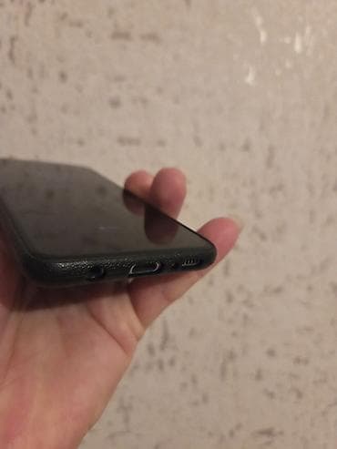 smart televizor satilir: Samsung Galaxy S10e, 128 GB, rəng - Qara, Barmaq izi — 7