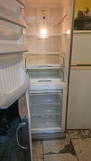 Avtoelektronika: 2 qapılı Ardo Soyuducu Satılır, rəng - Gümüşü — 2