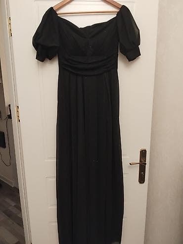 Qara uzun gecə geyimi - Rəng: dərin qara, xırda parıltılı effektli -