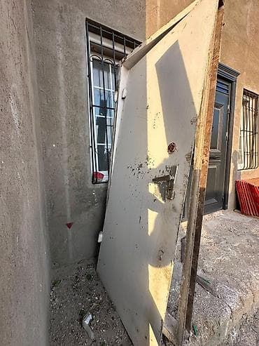 seyfi qapi: Seyf qapı – 200×80 sm Seyf qapi 200/80sm 160azn Bine atciliq 1500 leli — 1
