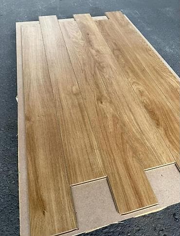 Təbii ağac naxışlı döşəmə panelləri - Material: Laminat/PVC tipli