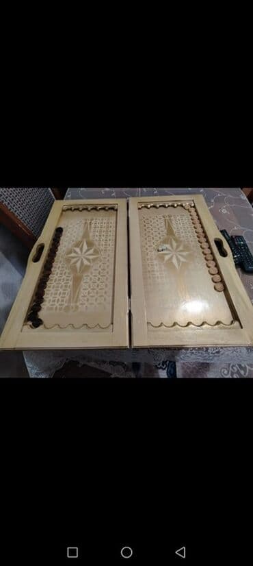 Taxta nərd dəsti - Material: tam qoz ağac (açıq bej ton), cilalanmış