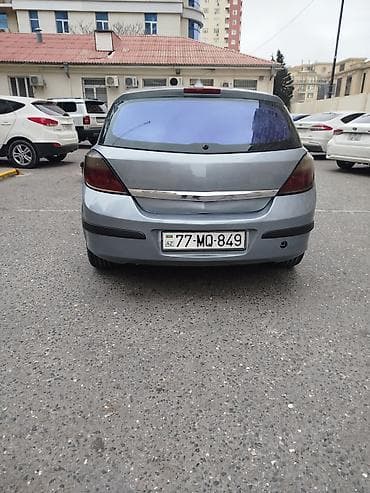 mersedes qapi: Salam. Tecili satilir. Problemi yoxdur. endirim olunacaq. Opel Astra H — 2