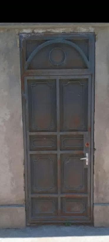 Dəmir qapı 150 azn satılır ❗ ölçü Eni 1'1 hün 2'85 sm — 1