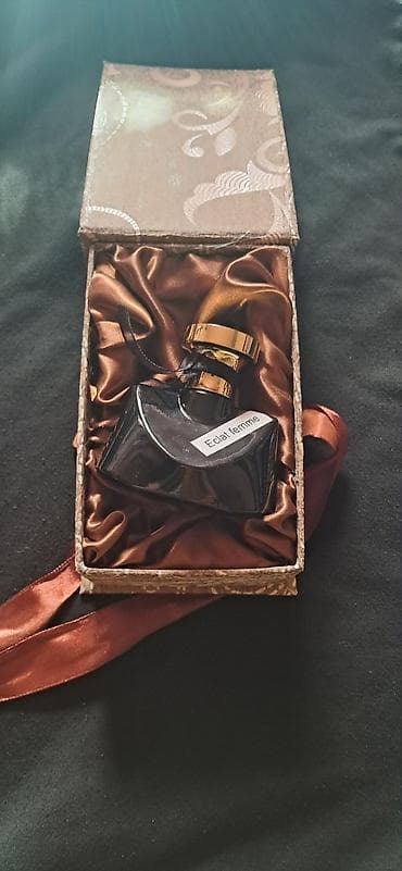 Eclat Femme qadın ətiri - Növ: Parfum (Eau de Parfum olduğunu