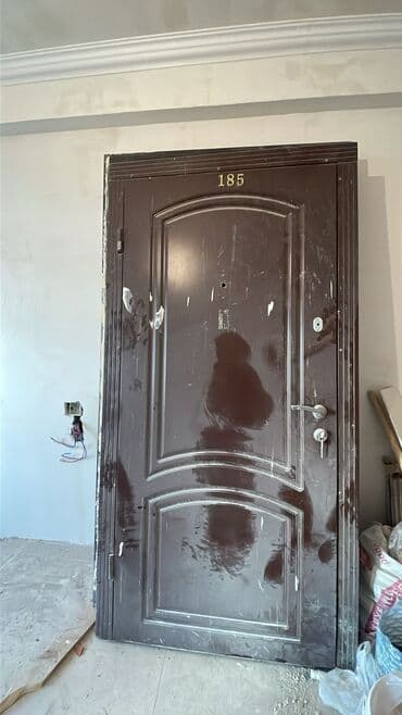 купить дверной замок: Dəmir giriş qapısı – mənzil və ofislər üçün - Material: möhkəm metal — 1