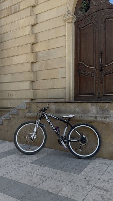 shimano velosipedi: İşlənmiş Dağ velosipedi Scott, 26", sürətlərin sayı: 30, Ödənişli çatdırılma, Ünvandan götürmə — 3