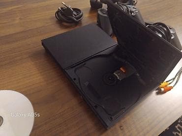 klass tarifleri: Sony PlayStation 2 Slim (PS2) oyun konsolu dəsti Komplekt: - PS2 Slim — 1