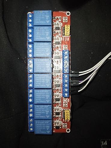 panel pulsuz: 8 kanallı rele modulu – mikrokontrollerlə idarə olunan güc açarları - — 3