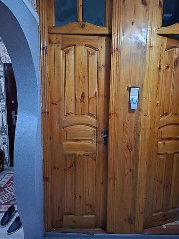 hamam kabinaları: Hamam tolet qapisi ve kuxna qapisidir - Material: təbii şam ağacı - — 6
