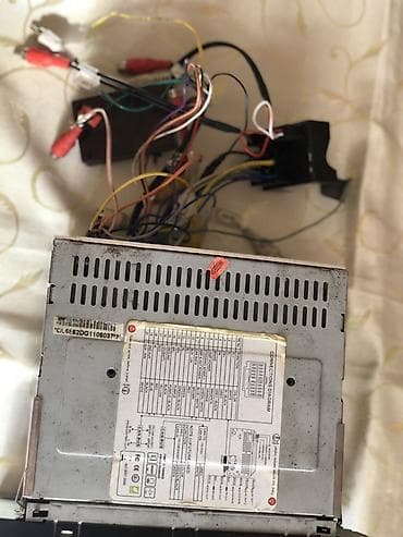 maqintafon 7150: Volswaqen Tuareq ucun maqintafon islekdi — 2