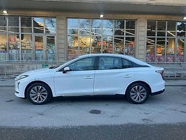 Nəqliyyat: HONGQI E-QM5 – elektrik sedan Məhsul təsviri: - Güzəştsiz futuristik — 4