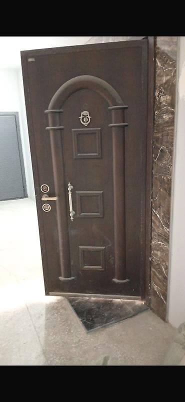 Metal giriş qapısı - Material: polad/metal karkas, iki tərəfli — 3