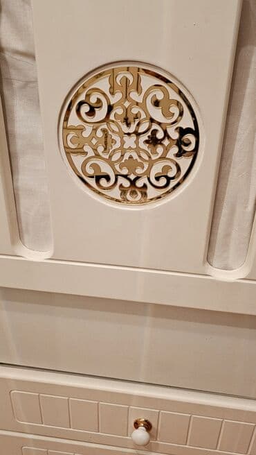 Tavalar: Oğlan və qız üçün, İşlənmiş, Dördbucaq, Beşik, Dəst ilə, Matras ilə, Yellənmə mexanizmsiz — 2